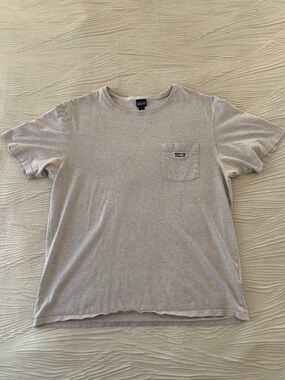 Patagonia Oatmeal/Off White Organic Cotton Pocket T-Shirt, size Medium